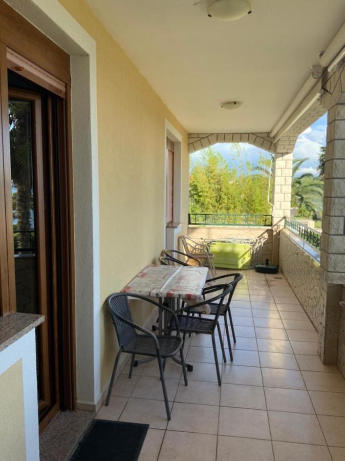 Villa Julia Lovrečica Szoba fotó